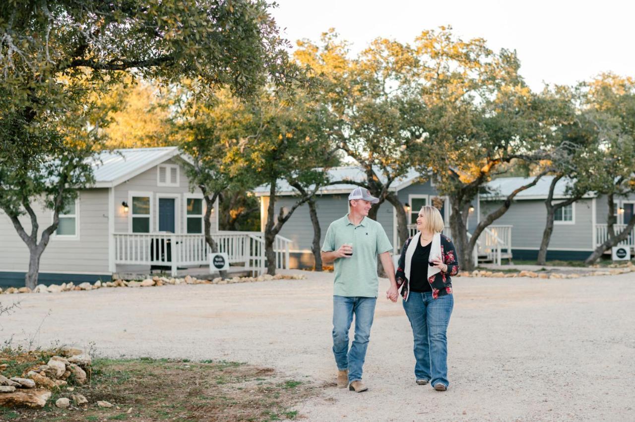 Schoaf Cottage At Wrenwood Ranch Johnson City Exterior photo